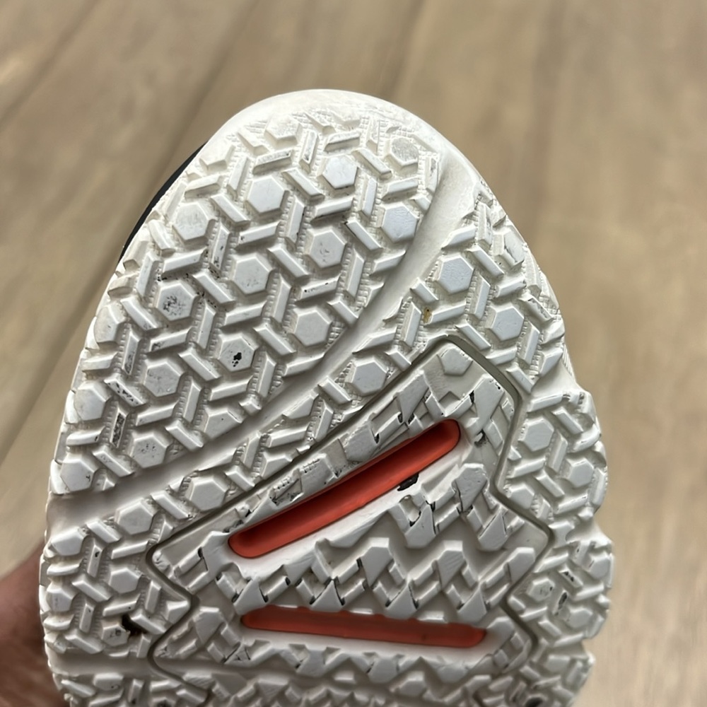 ASICS training shoes - Picture 12 of 12